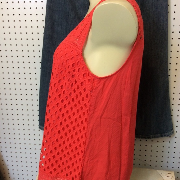 Skies Are Blue Woman’s Sleeveless Top Size Medium NWT SALE❗️ - Picture 2 of 6